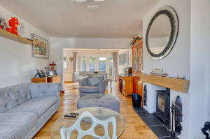Lounge- click for photo gallery